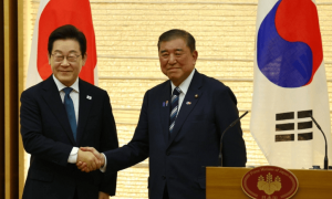 石破茂“谢幕外交”为什么选韩国？